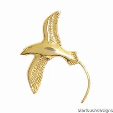 New 14k Yellow Gold Bermuda Longtail Bird Pendant