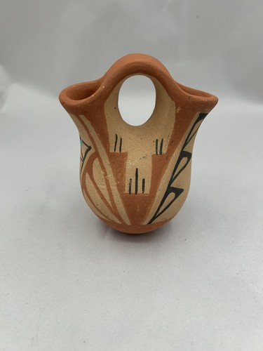 Vintage Jemez Pueblo Mini Native American Art Pottery Wedding Vase Signed 4"