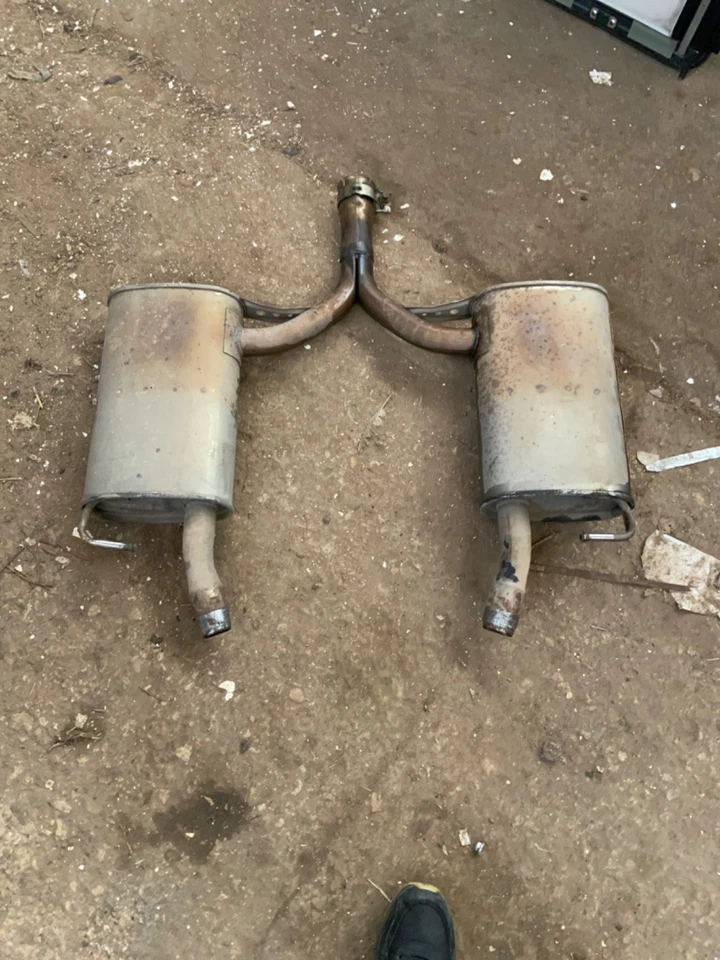 Silenciador de escape central trasero Lexus LS400 1995-2000 DOBLE TUBO FABRICANTE DE EQUIPOS ORIGINALES 55001 Foto 3 de 3