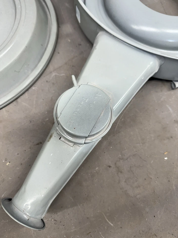 1967-1973 Chevy Impala V8 Air Cleaner 4bbl Chevelle Nova Camaro 327 350 SBC OEM - Image 4 of 4