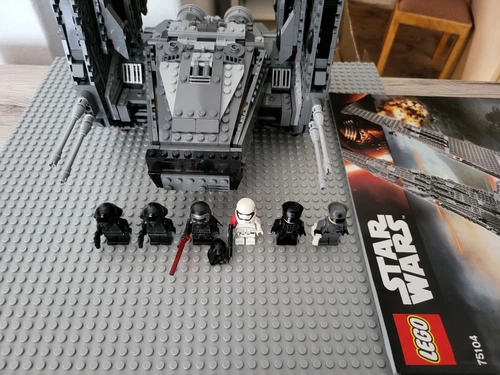 LEGO STAR WARS 75104 gebraucht, TOP-Zustand, ohne Bodenplatte