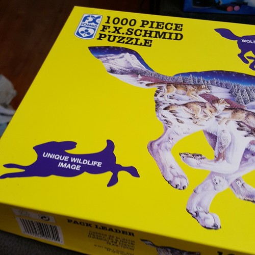1000 Piece FX Schmid Wolf Pack Leader Puzzle 43" x 25.5" Assembled 1997. 90171 - Picture 3 of 7