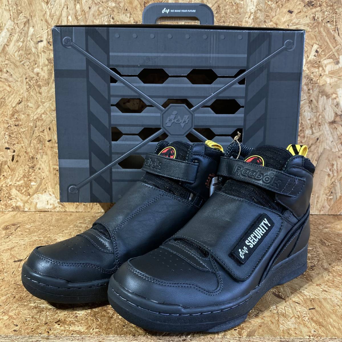 Deadstock Jurassic Park x Reebok Classic Alien Stomper Blk Deadstock Jurassic Park x Reebok Classic Alien Stomper Blk