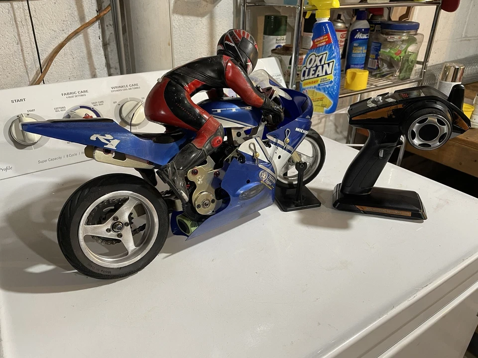 (RARA) MOTO THUNDER TIGER FM-1E YAMAHA R1 Foto 4 de 4