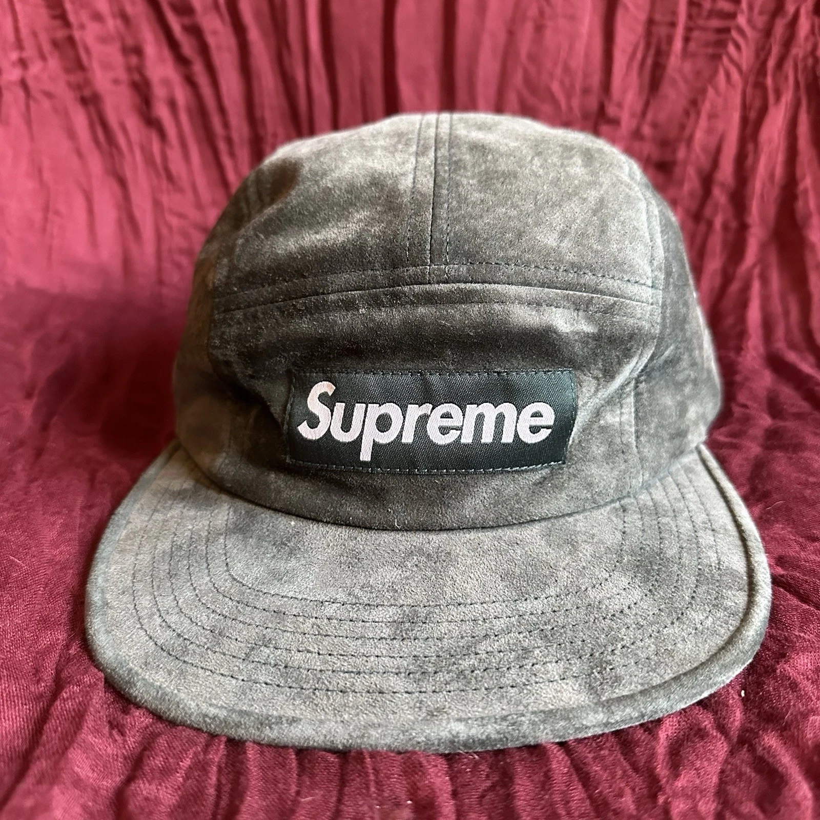 Chapeau camouflage daim 5 panneaux ss17 logo boîte suprême
