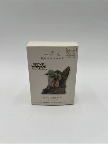Hallmark 2011 Star Wars Keepsake Ornament (JEDI MASTER YODA) Magic Sound Series