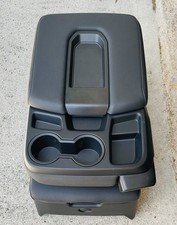2019-2026 Chevy Silverado 1500 Center Leather Console Storage Vents Read 2019-2026 Chevy Silverado 1500 Center Leather Console Storage Vents Read