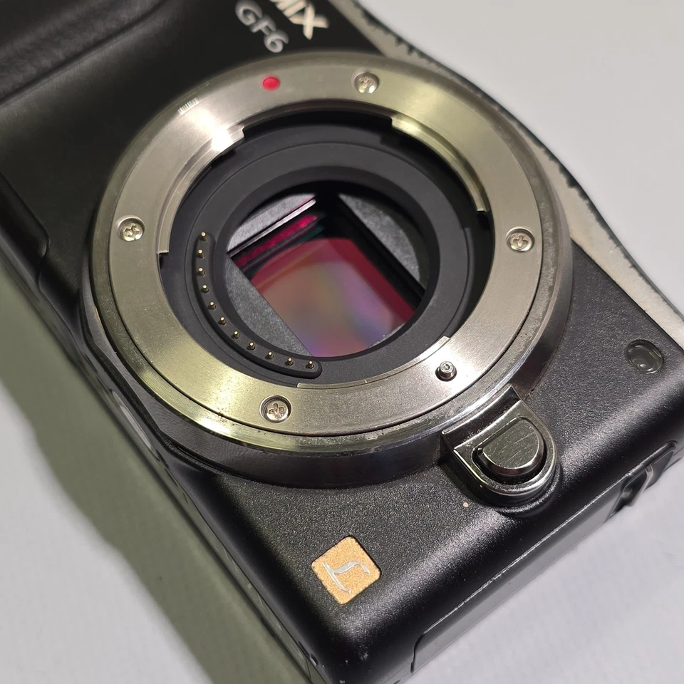 Panasonic Lumix DMC-GF6 Micro Four Thirds Mirrorless Digital Camera Body, photo 4 of 5