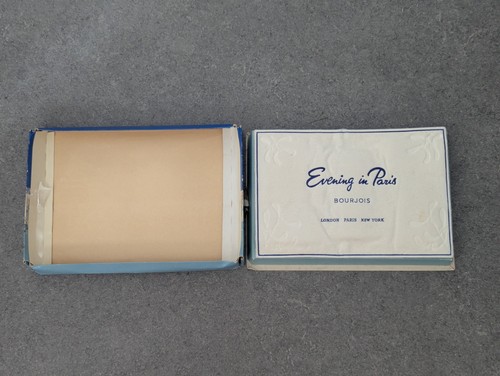 Juego de talco, cubo de baño y jabón vintage Bourjois noche en París - trío raro - Imagen 22 de 24