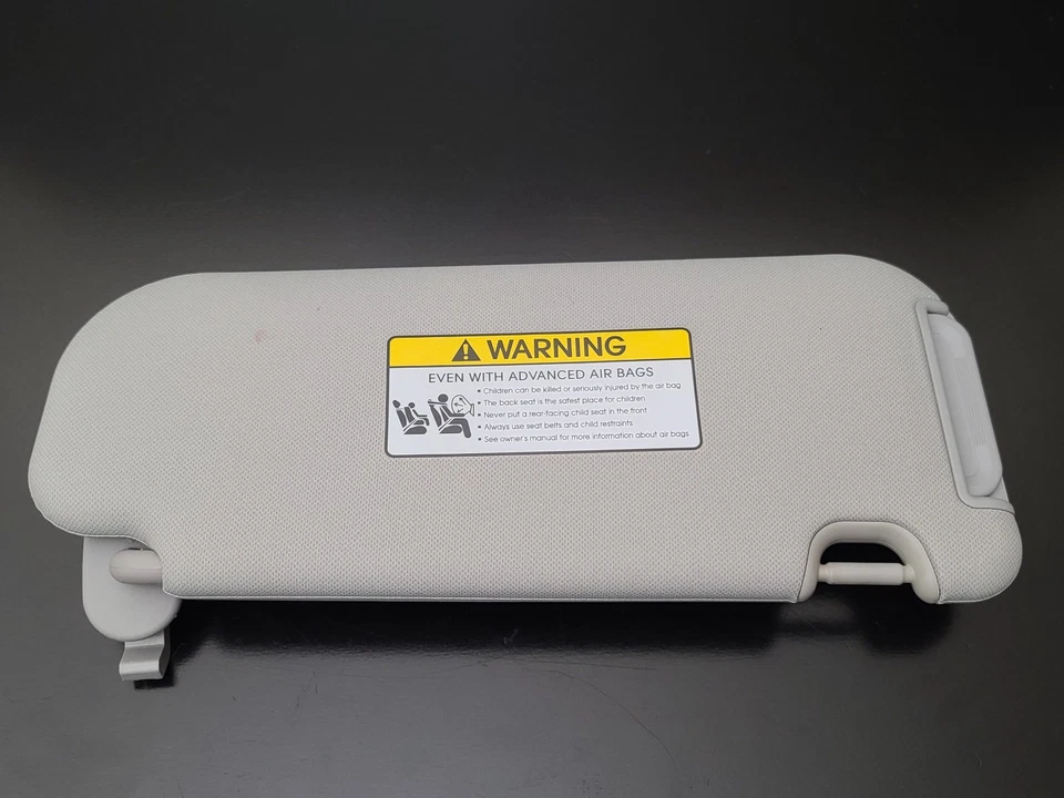 Комплект из пары солнцезащитных козырьков со стороны водителя и пассажира 2013–2017 Hyundai Elantra GT серый - Изображение 2 из 4