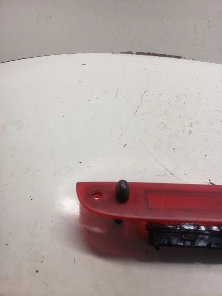 Luz de freio EXPLORER 2008 alta montagem 1076191 - Imagem 2 de 4