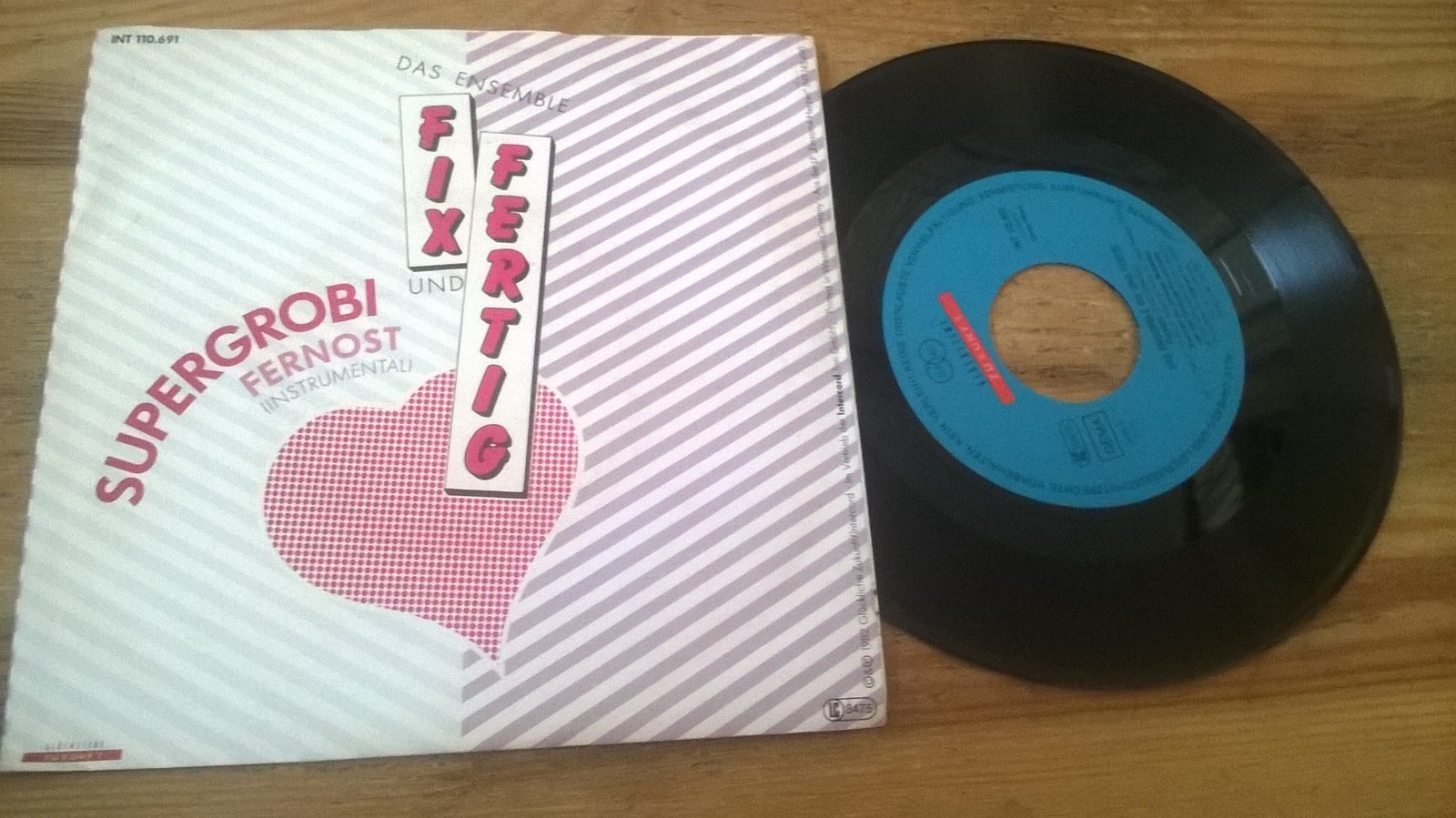 7" NDW Ensemble Fix u Fertig - Supergrobi / Fernost (2 Song) INTERCORD