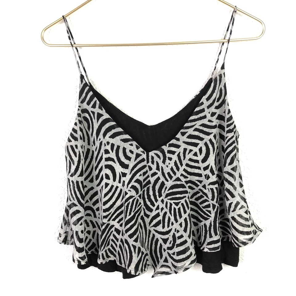 Top corto geométrico forrado con correa de espagueti gris negro brillante y fade para mujer XS Foto 3 de 4