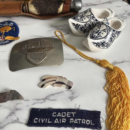 Grandpa’s Vintage Estate Lot WWII Memorabilia and More - Picture 4 of 15