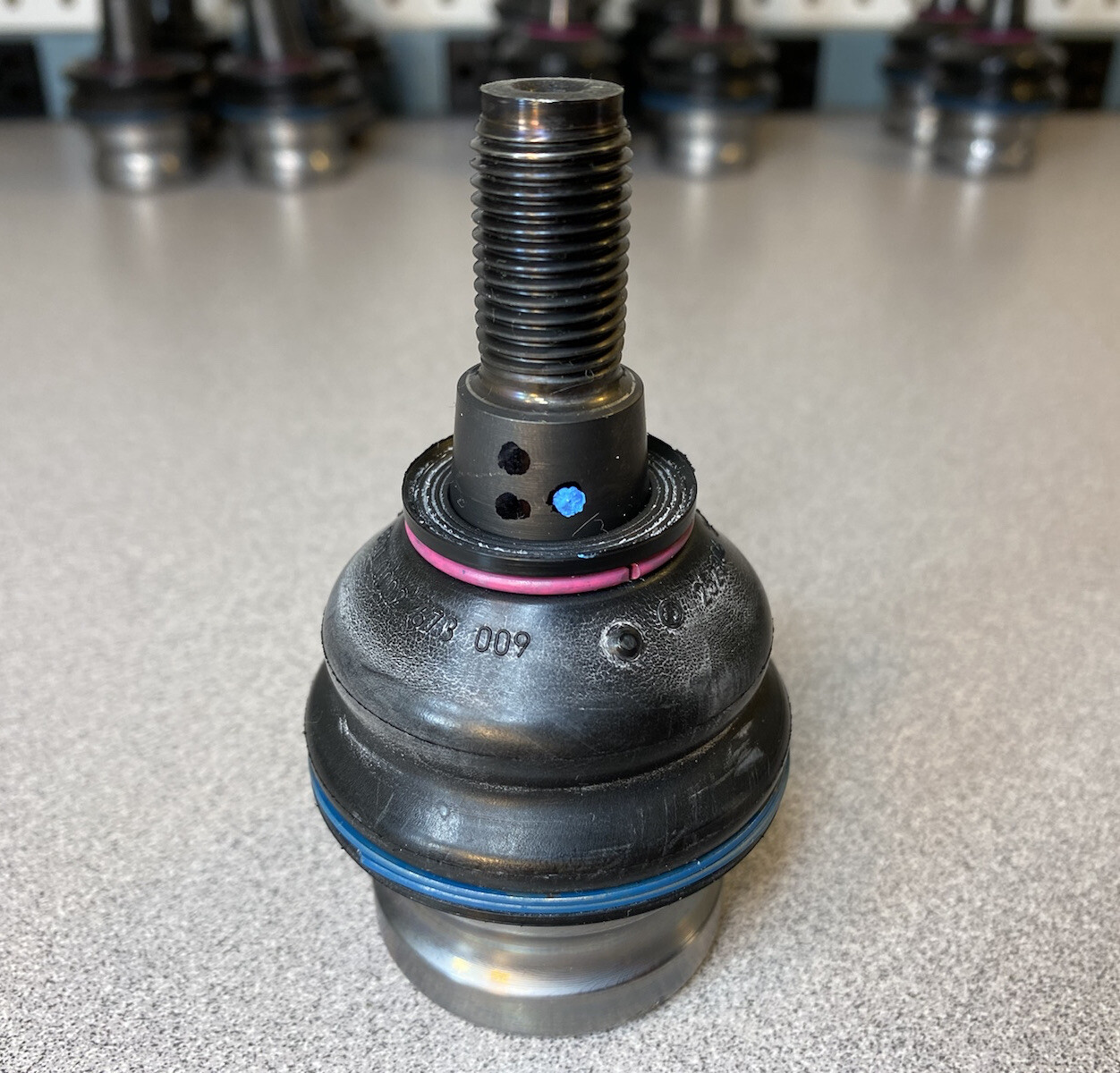 Lamborghini Huracan - Upper Arm Ball Joint 470407689A, Audi 8K0407689G