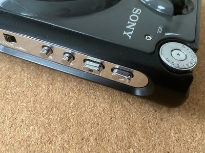 Sony WM-51 Walkman Gray Auto Reverse with Earphones Vintage 1990s