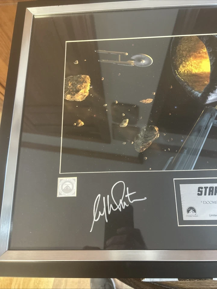 Pintura de Star Trek "Doomsday Machine" firmada por Shatner & Nimoy Foto 3 de 4