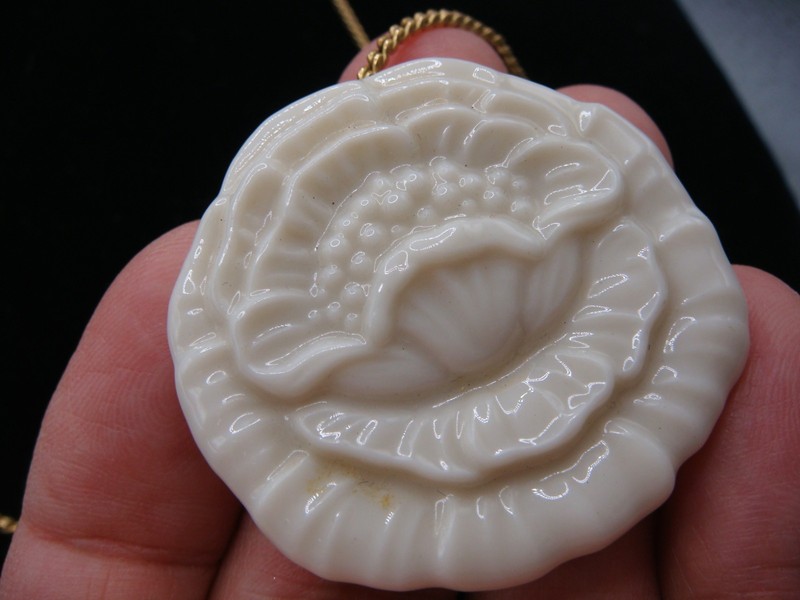 VINTAGE SIGNED LENOX NECKLACE PORCELAIN ROSE PENDANT ESTATE