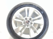 SKODA KAROQ GENUINE 17" ALLOY WHEEL & TYRE (2017-2023) 57A 601 025 J 