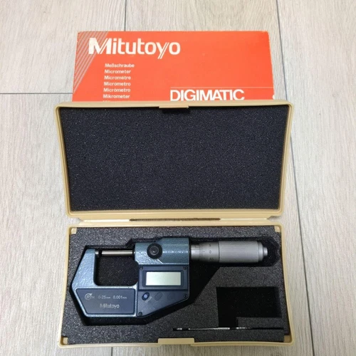 Mitutoyo Digimatic Micrometer MDC-25JT Precision Measuring Tool Unused