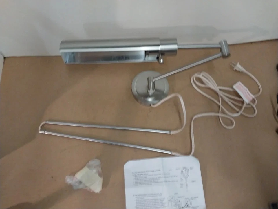 Nueva lámpara de pared House of Troy WS12 1 luz brazo oscilante enchufe plata pulido níquel Foto 2 de 4