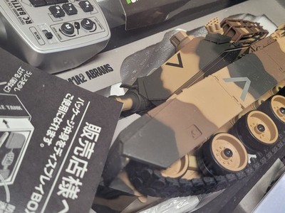Tokyo Marui R/C Toy Battle Tank 1/24 M1A2 Abrams Desert Storm