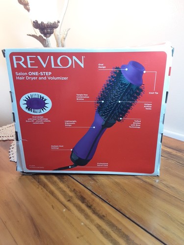 Revlon One-Step Hair Dryer And Volumizer