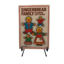 Vintage Fox Run Craftsmen Gingerbread Family Cookie Cutter Set Of 4 W/Box 3627