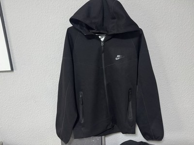 Nike Tech Schwarz, Größe M