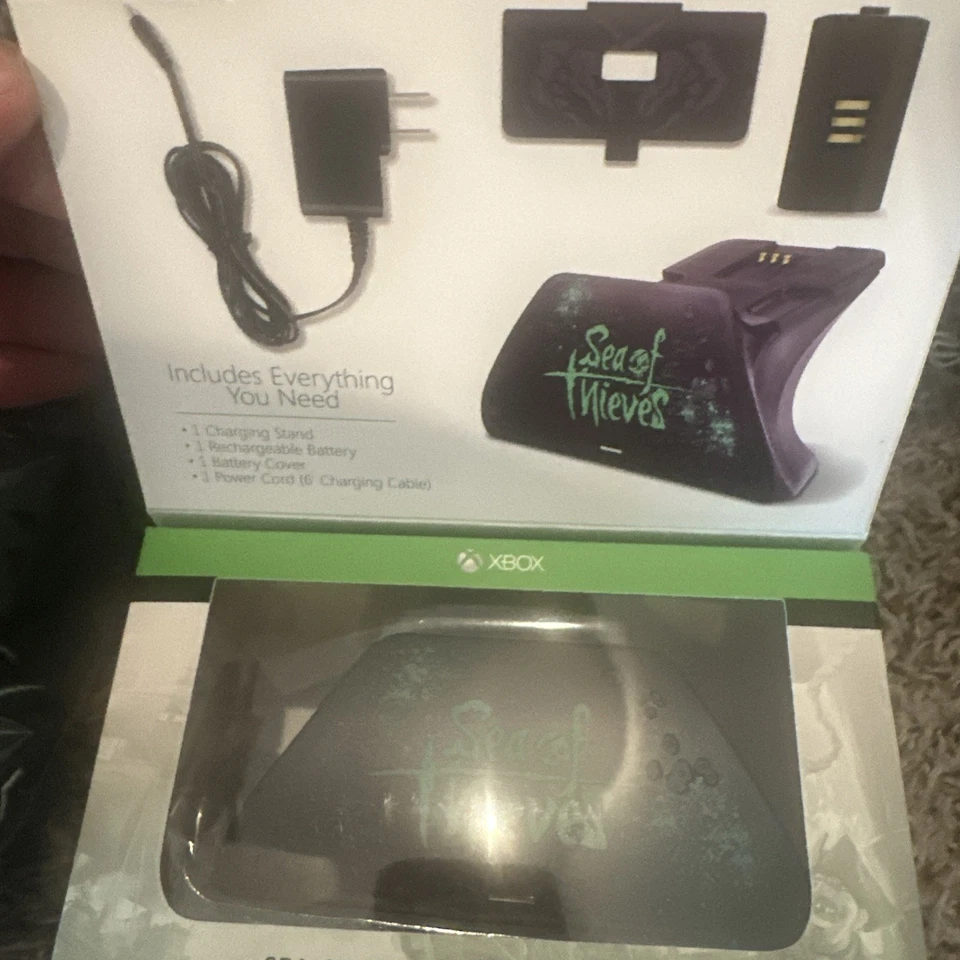 Controller Gear Sea of Thieves Limited Edition Xbox Pro Charging Stand. Rare! - Image 2 of 4