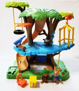 peter rabbit adventure treehouse playset