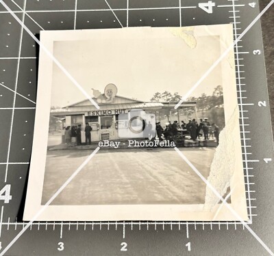 1950s ESKIMO HUT Fort Jackson SC South Carolina ICE CREAM Vintage Snapshot PHOTO