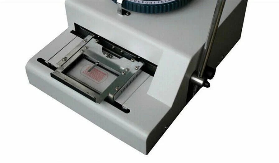 Máquina de estampado de tarjetas de identificación con estampado militar de acero manual 52D e. Foto 4 de 4