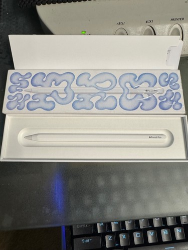 Apple Pencil Pro MX2D3AM/A White for iPad Pro M4 & iPad Air M2 Authentic