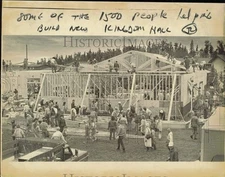 Press Photo Some of the 1500 people helping build the new Kingdom Hall