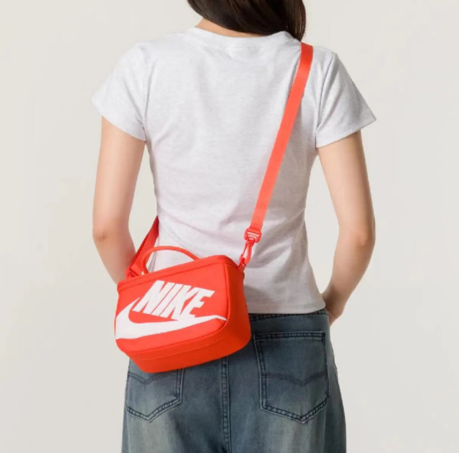 Nike Women's Mini Shoebox Crossbody Bag (3L) FN3059-869 &ndash; Orange / White