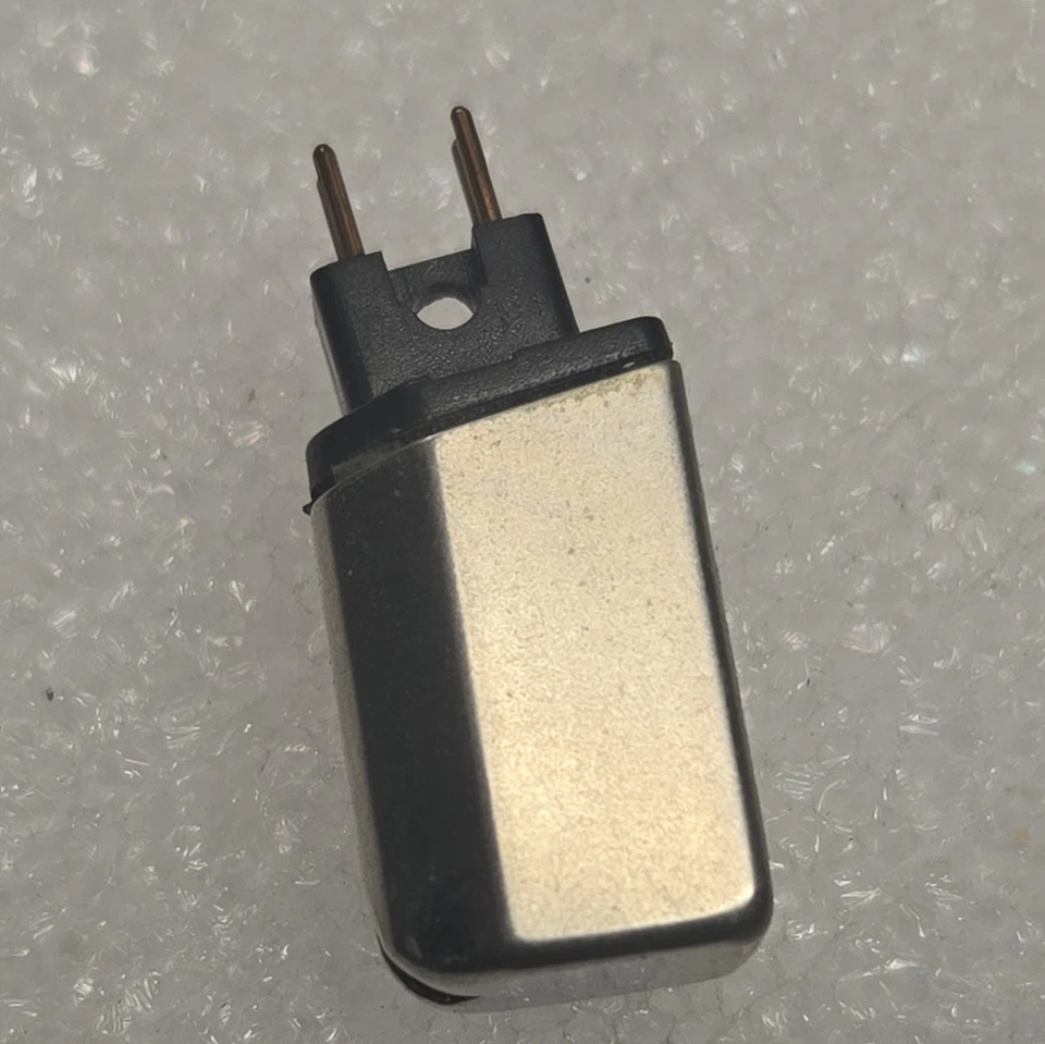 Рабочий винтажный картридж для проигрывателя SHURE M99E. Без стилуса.  Бесплатная быстрая доставка  - Изображение 4 из 4