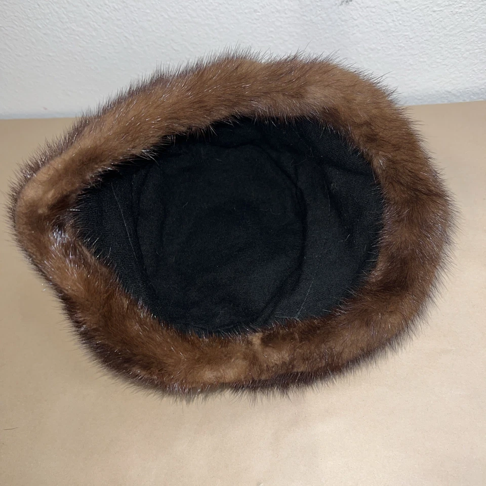 Women’s Warm Winter Dark Brown Faux Fur Hat - Image 4 of 4