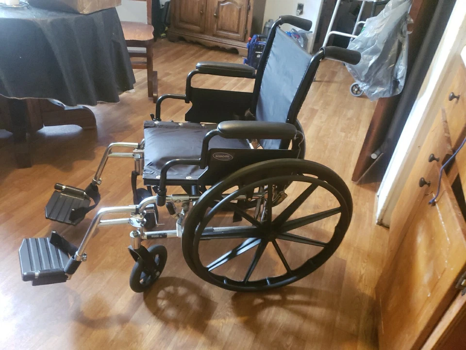 Silla de ruedas Invacare Foto 4 de 4