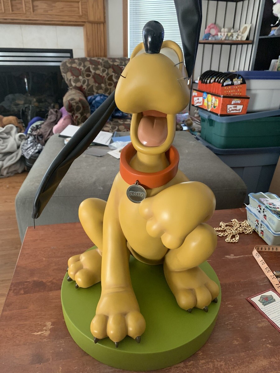 Disney Mickey Mouse Pluto big figure statue 75th Anniversary EUC