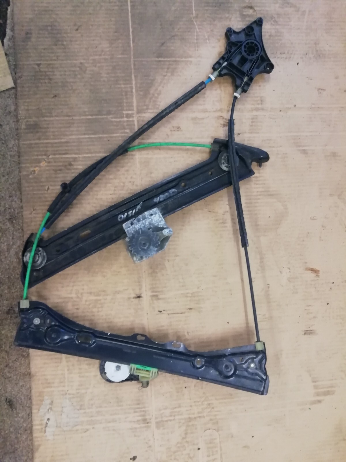 BMW 4 Series 2017 F33 OSF Driver Side Front Window Regulator  