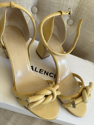 ☆韓国の人気☆【BALENCIAGA】☆TIE STRAP HEELS☆ ☆韓国の人気☆【BALENCIAGA】☆TIE STRAP HEELS☆