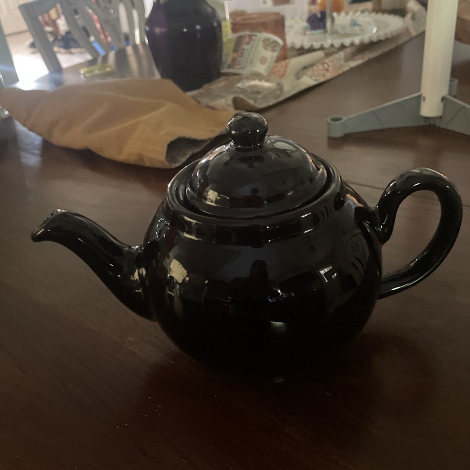 Pristine England Teapot Dark Brown Betty Globe w Lid Vtg Pottery Stoneware 6 Cup eBay