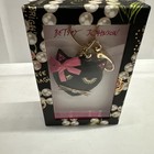 Picture 2 of 4