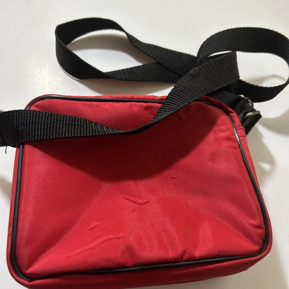 Estuche de transporte vintage para cámara LEBO Voyager Action Pak bolsa bolsillos rojos Foto 2 de 3