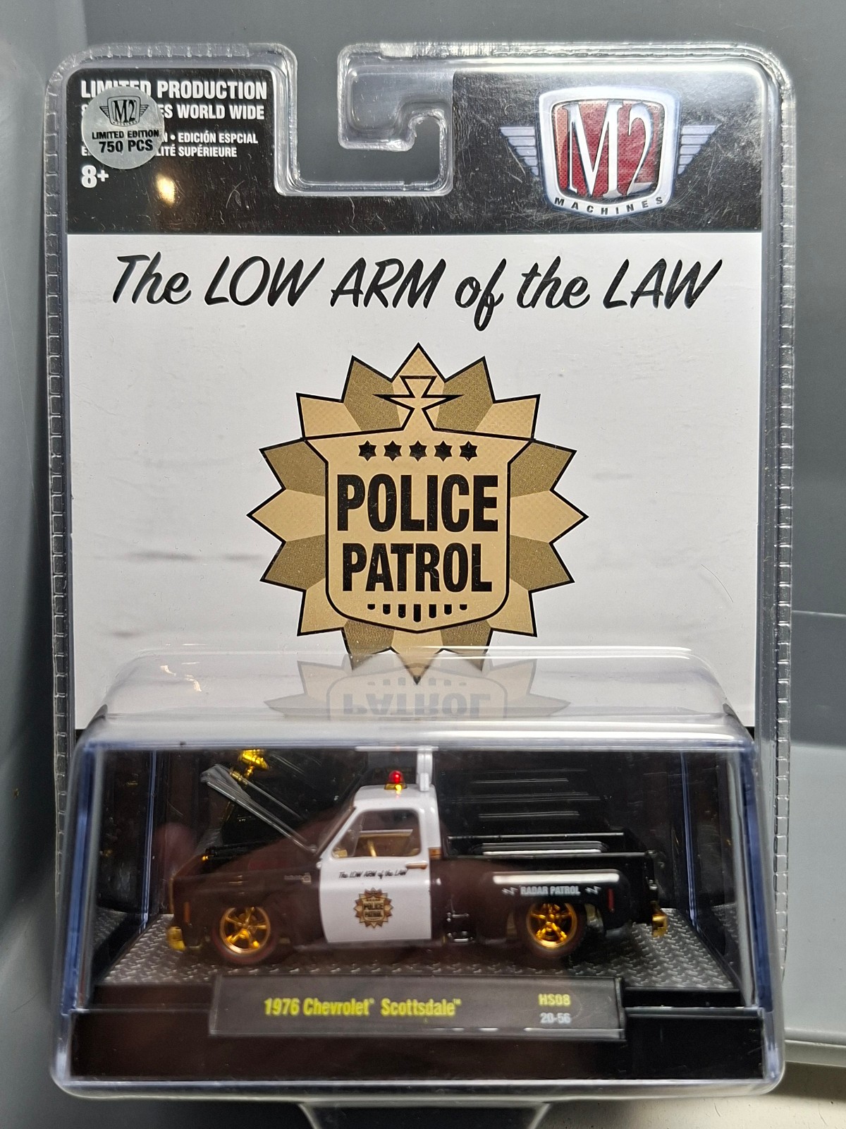 M2 Machines 1976 Chevrolet Scottsdale Chase NG46 pick-up miniature de collection