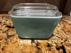 Vintage Pyrex Blue  501 With Lid