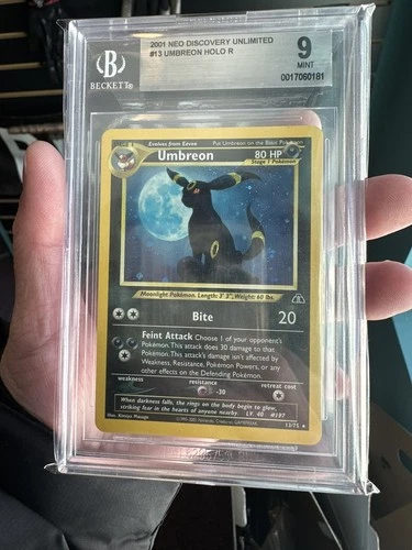 2001 Pokémon Neo Discovery Umbreon-Holo #13 BGS 9 MINT