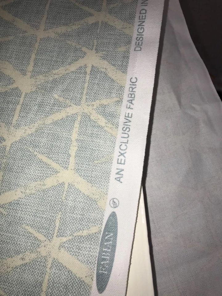 5 metres of FABIAN CLEARWATER from FRYETTS Cotton Panama Fabric - Image 3 of 4