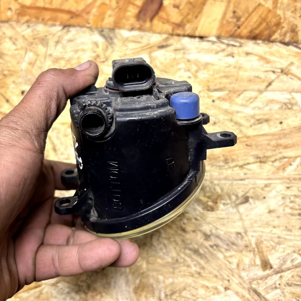 Toyota RAV-4 2008 2,2D 5 puertas luz antiniebla delantera del conductor 89210656 Foto 4 de 4